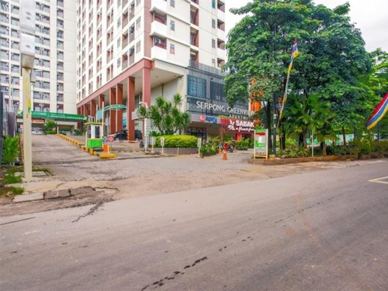Oyo 2582 Apartemen Serpong Green View Tangerang Luaran gambar