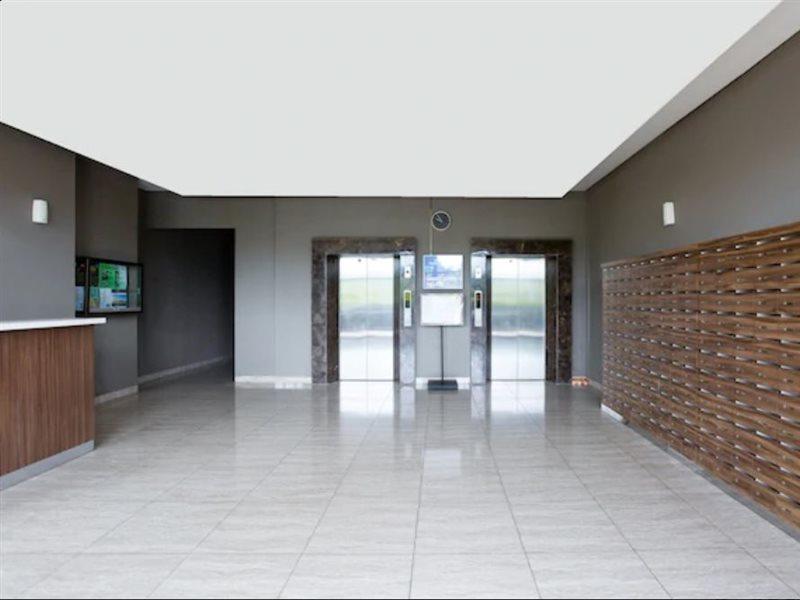 Oyo 2582 Apartemen Serpong Green View Tangerang Luaran gambar