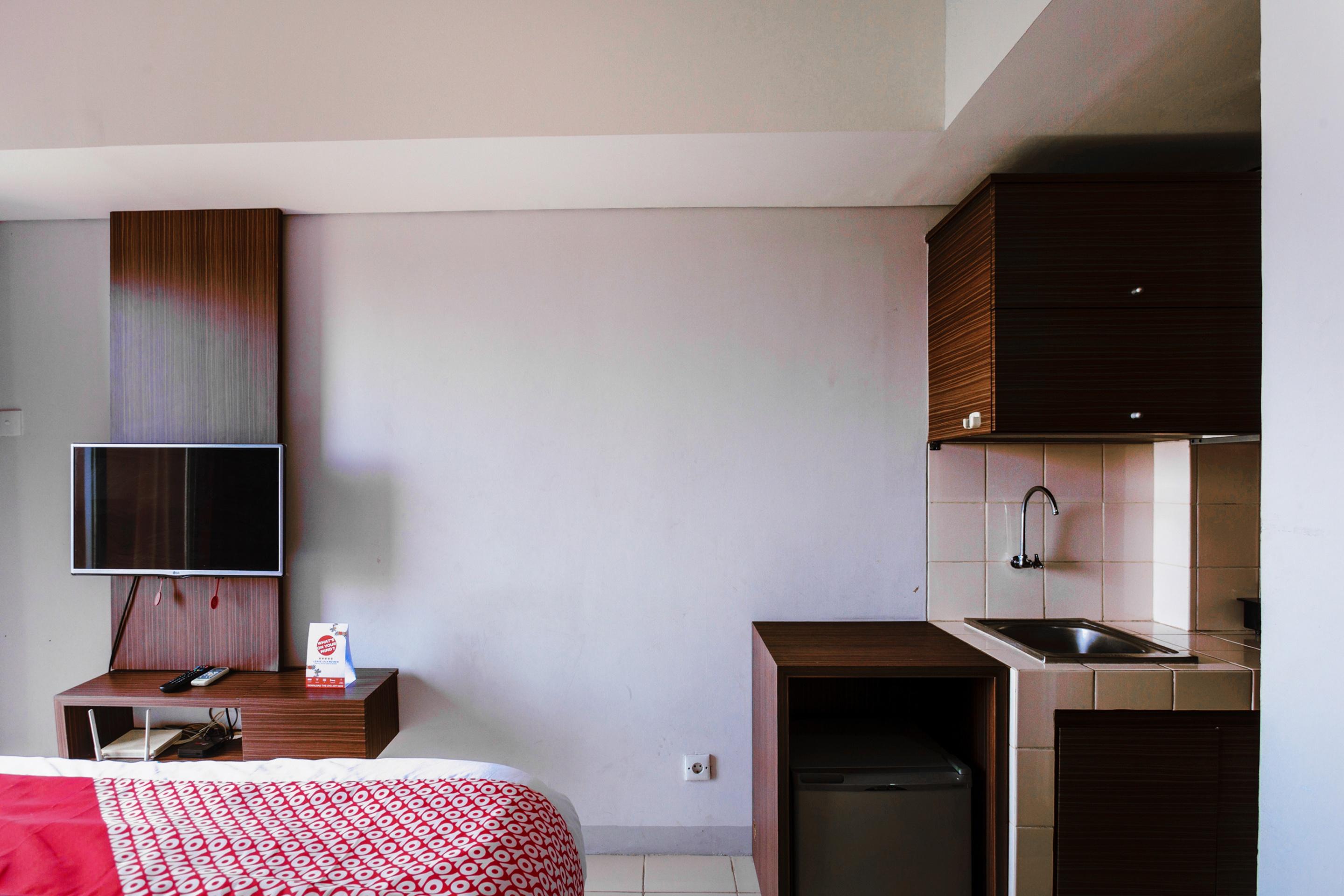 Oyo 2582 Apartemen Serpong Green View Tangerang Luaran gambar